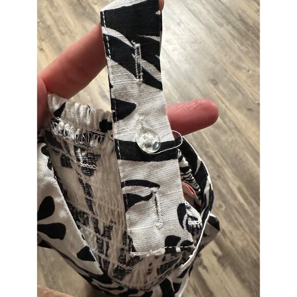 Knox Rose Sundress Fit Flare Adjustable Straps Black White Floral Smocked XS - Picture 7 of 10